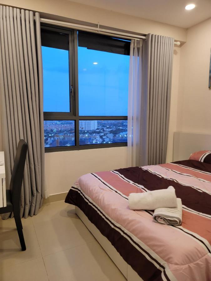 Gold View Apt4/2Bed/2Bath/Free Pool&Gym Apartman Ho Si Minh-város Kültér fotó