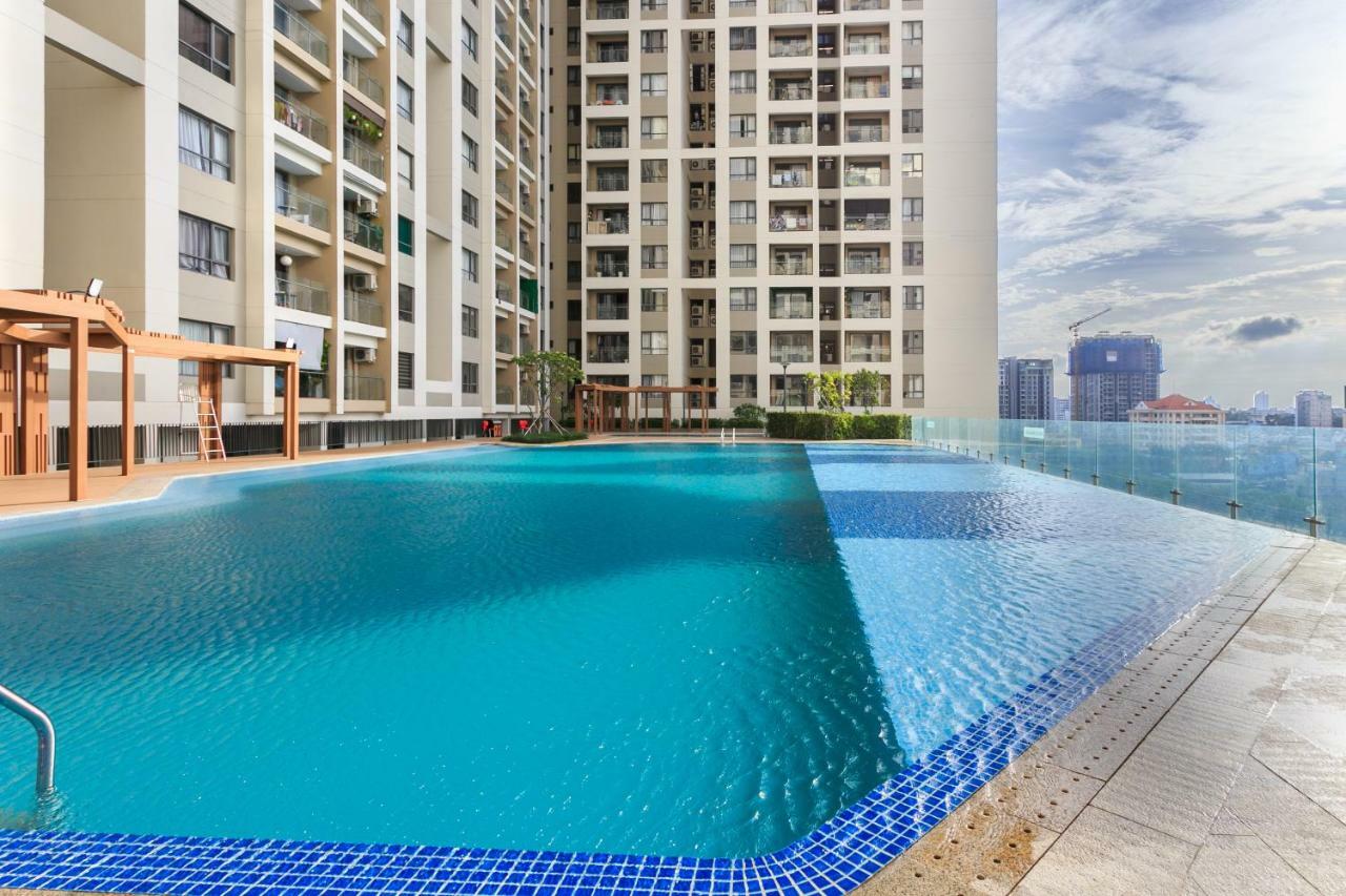 Gold View Apt4/2Bed/2Bath/Free Pool&Gym Apartman Ho Si Minh-város Kültér fotó